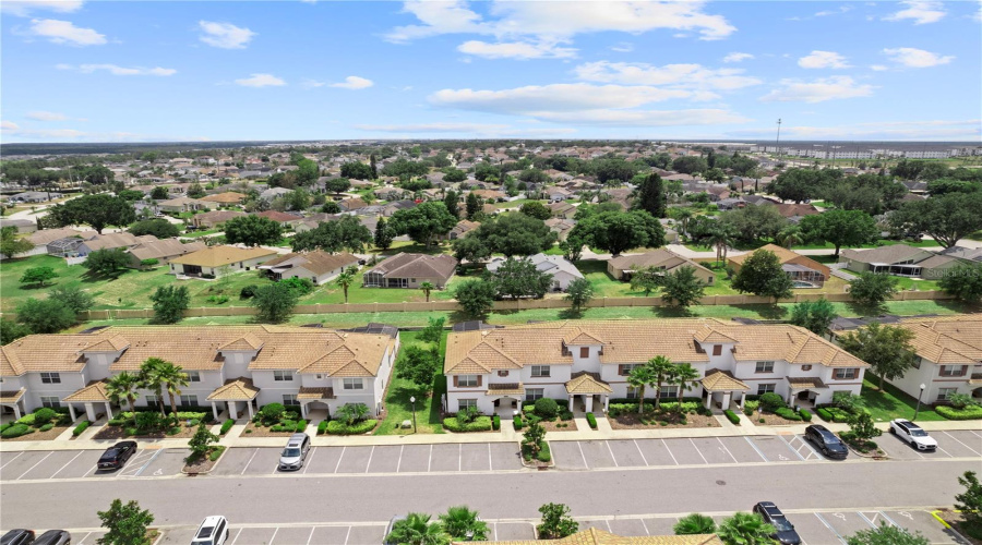 DAVENPORT, Florida 33896, 5 Bedrooms Bedrooms, ,4 BathroomsBathrooms,Residential,For Sale,MOON VALLEY,0,MFRO6307337