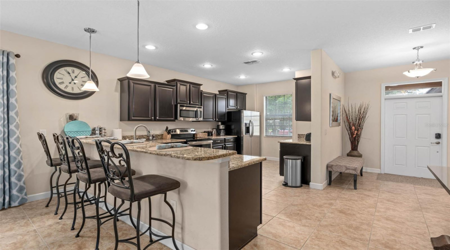 DAVENPORT, Florida 33896, 5 Bedrooms Bedrooms, ,4 BathroomsBathrooms,Residential,For Sale,MOON VALLEY,0,MFRFC317023