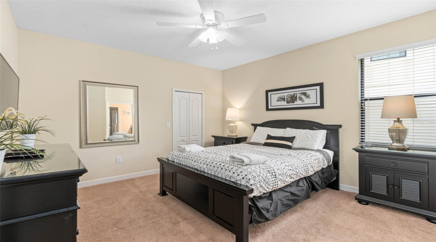 DAVENPORT, Florida 33896, 5 Bedrooms Bedrooms, ,4 BathroomsBathrooms,Residential,For Sale,MOON VALLEY,0,MFRFC317023