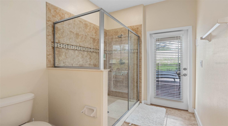 DAVENPORT, Florida 33896, 5 Bedrooms Bedrooms, ,4 BathroomsBathrooms,Residential,For Sale,MOON VALLEY,0,MFRFC317023