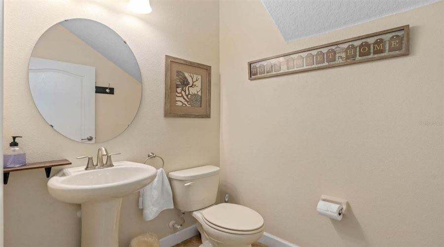 DAVENPORT, Florida 33896, 5 Bedrooms Bedrooms, ,4 BathroomsBathrooms,Residential,For Sale,MOON VALLEY,0,MFRFC317023