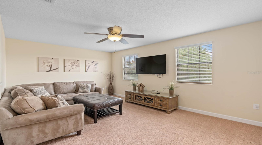 DAVENPORT, Florida 33896, 5 Bedrooms Bedrooms, ,4 BathroomsBathrooms,Residential,For Sale,MOON VALLEY,0,MFRFC317023