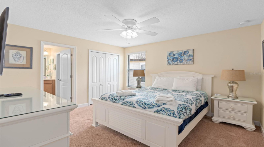 DAVENPORT, Florida 33896, 5 Bedrooms Bedrooms, ,4 BathroomsBathrooms,Residential,For Sale,MOON VALLEY,0,MFRFC317023