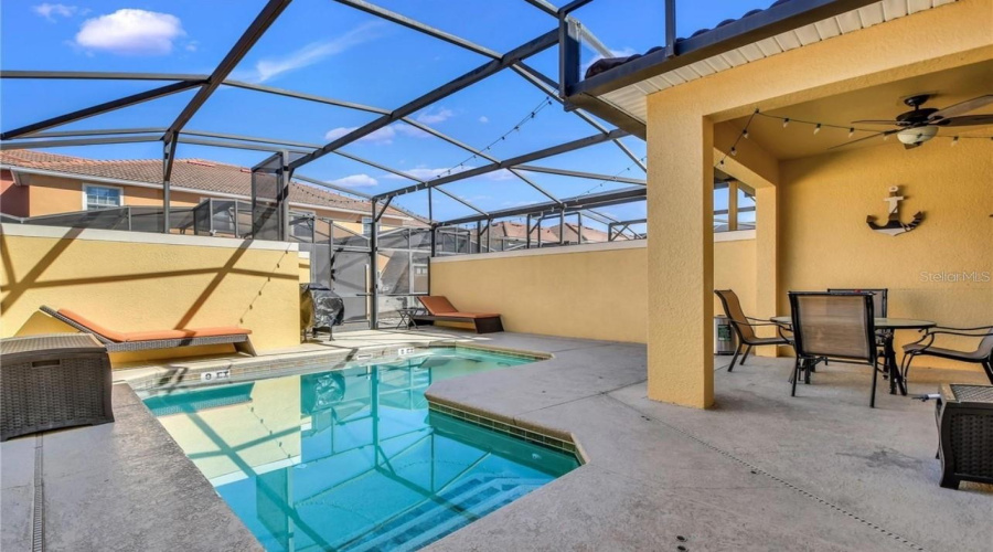 KISSIMMEE, Florida 34747, 4 Bedrooms Bedrooms, ,3 BathroomsBathrooms,Residential,For Sale,CALIFORNIA PALM,0,MFRS5146425