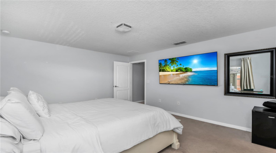 KISSIMMEE, Florida 34747, 4 Bedrooms Bedrooms, ,3 BathroomsBathrooms,Residential,For Sale,CALIFORNIA PALM,0,MFRS5146425