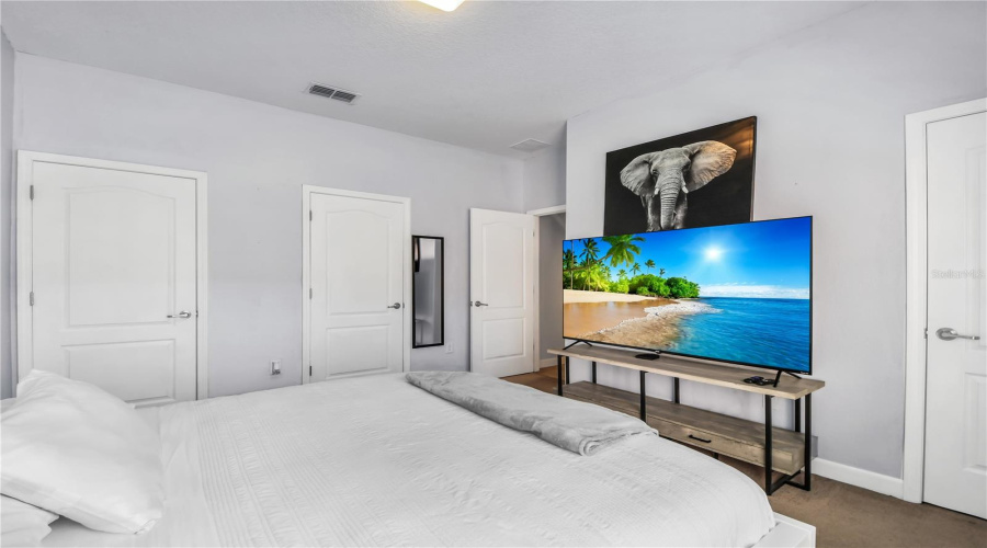 KISSIMMEE, Florida 34747, 4 Bedrooms Bedrooms, ,3 BathroomsBathrooms,Residential,For Sale,CALIFORNIA PALM,0,MFRS5146425