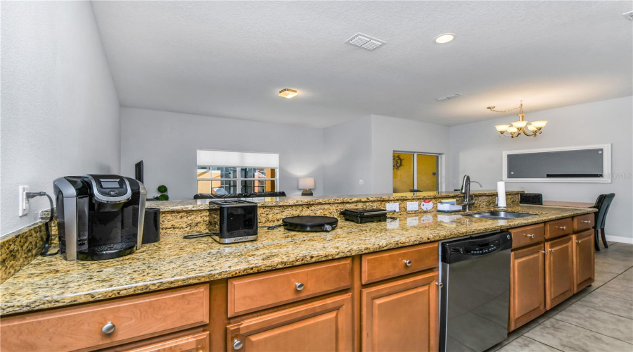 KISSIMMEE, Florida 34747, 4 Bedrooms Bedrooms, ,3 BathroomsBathrooms,Residential,For Sale,CALIFORNIA PALM,0,MFRS5146425