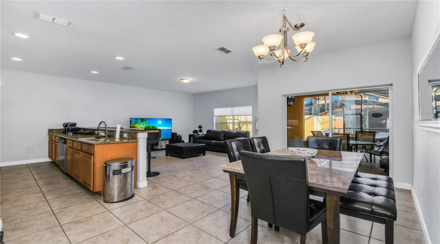 KISSIMMEE, Florida 34747, 4 Bedrooms Bedrooms, ,3 BathroomsBathrooms,Residential,For Sale,CALIFORNIA PALM,0,MFRS5146425