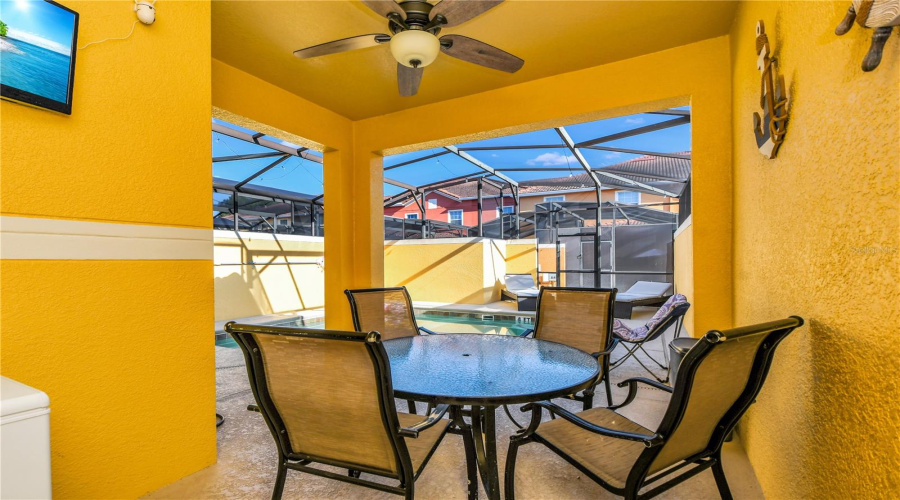 KISSIMMEE, Florida 34747, 4 Bedrooms Bedrooms, ,3 BathroomsBathrooms,Residential,For Sale,CALIFORNIA PALM,0,MFRS5146425