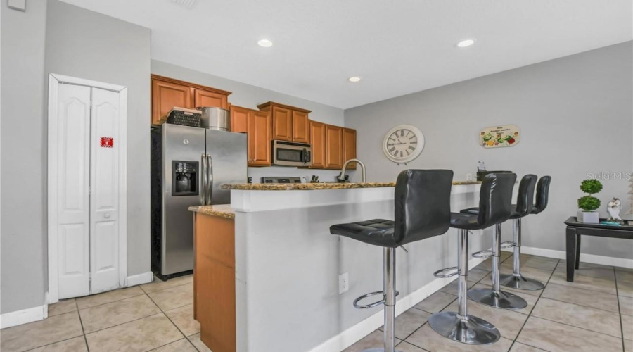 KISSIMMEE, Florida 34747, 4 Bedrooms Bedrooms, ,3 BathroomsBathrooms,Residential,For Sale,CALIFORNIA PALM,0,MFRS5146425