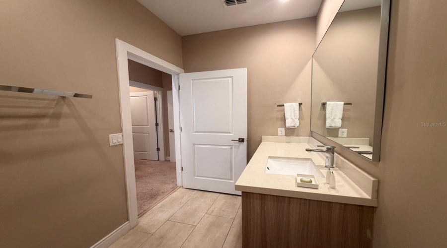 KISSIMMEE, Florida 34747, 3 Bedrooms Bedrooms, ,3 BathroomsBathrooms,Residential,For Sale,BROOKLYN,0,MFRO6393088