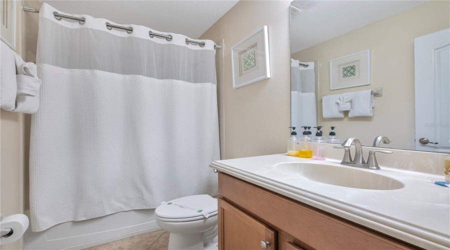 DAVENPORT, Florida 33896, 8 Bedrooms Bedrooms, ,5 BathroomsBathrooms,Residential,For Sale,WEXFORD,0,MFRO6360701