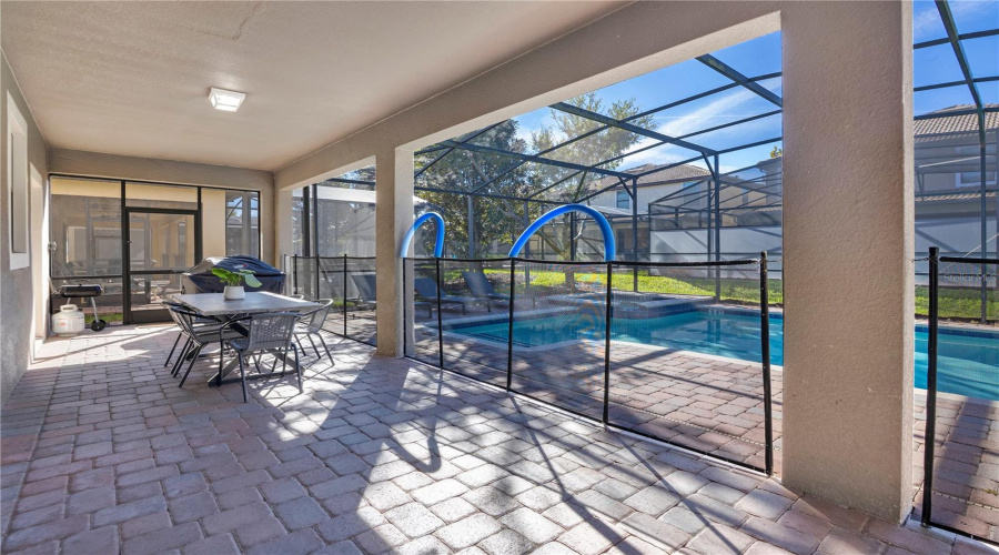 DAVENPORT, Florida 33896, 8 Bedrooms Bedrooms, ,5 BathroomsBathrooms,Residential,For Sale,WEXFORD,0,MFRO6360701