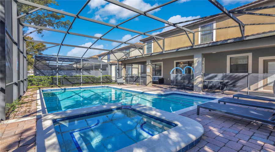 DAVENPORT, Florida 33896, 8 Bedrooms Bedrooms, ,5 BathroomsBathrooms,Residential,For Sale,WEXFORD,0,MFRO6360701