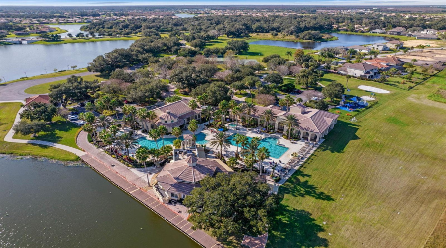 KISSIMMEE, Florida 34746, 4 Bedrooms Bedrooms, ,3 BathroomsBathrooms,Residential,For Sale,RIALTO,0,MFRS5146384