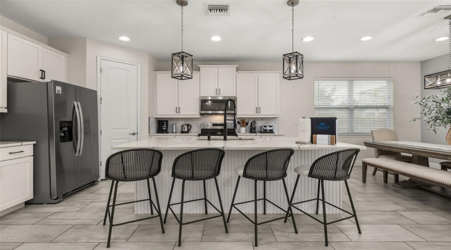 KISSIMMEE, Florida 34747, 5 Bedrooms Bedrooms, ,4 BathroomsBathrooms,Residential,For Sale,MARKER,0,MFRS5139555