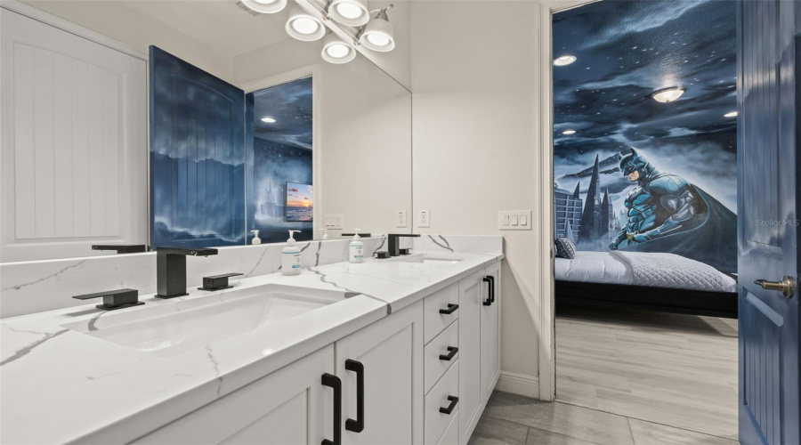 KISSIMMEE, Florida 34747, 5 Bedrooms Bedrooms, ,4 BathroomsBathrooms,Residential,For Sale,MARKER,0,MFRS5139555