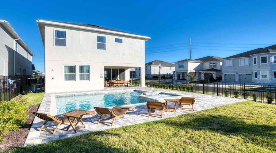 KISSIMMEE, Florida 34747, 6 Bedrooms Bedrooms, ,6 BathroomsBathrooms,Residential,For Sale,SOUTHFIELD,0,MFRO6365234