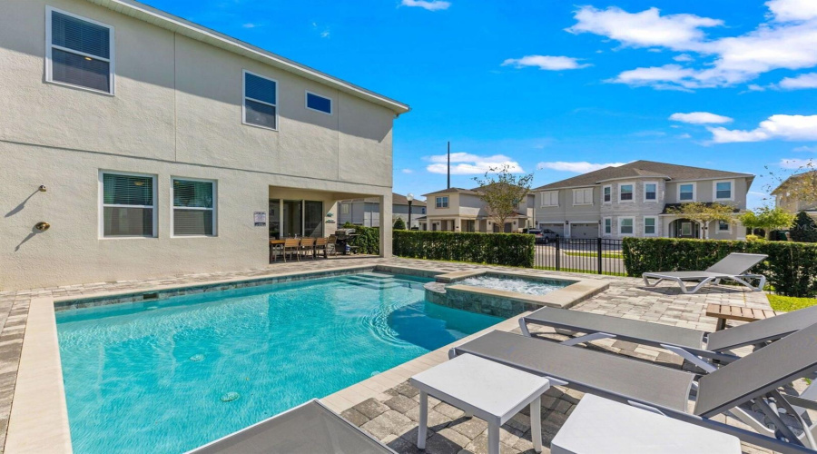 KISSIMMEE, Florida 34747, 6 Bedrooms Bedrooms, ,6 BathroomsBathrooms,Residential,For Sale,SOUTHFIELD,0,MFRO6365234