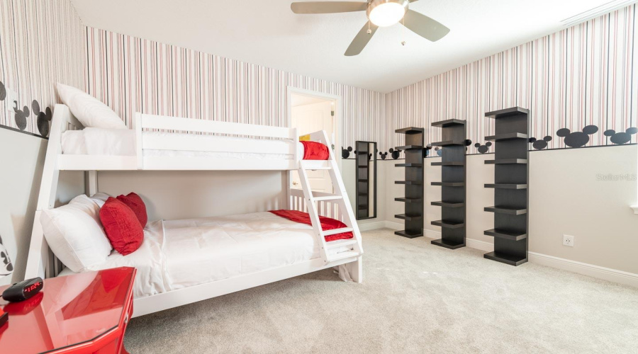 KISSIMMEE, Florida 34747, 6 Bedrooms Bedrooms, ,6 BathroomsBathrooms,Residential,For Sale,SOUTHFIELD,0,MFRO6365234