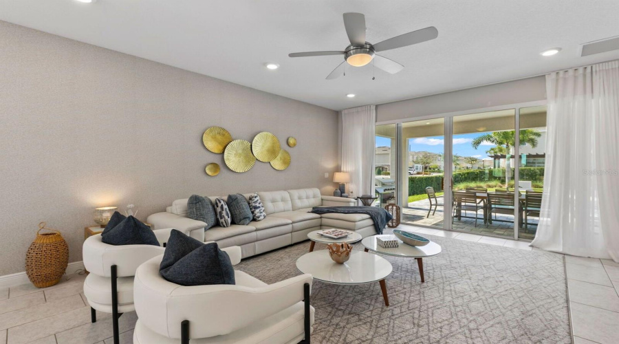 KISSIMMEE, Florida 34747, 6 Bedrooms Bedrooms, ,6 BathroomsBathrooms,Residential,For Sale,SOUTHFIELD,0,MFRO6365234