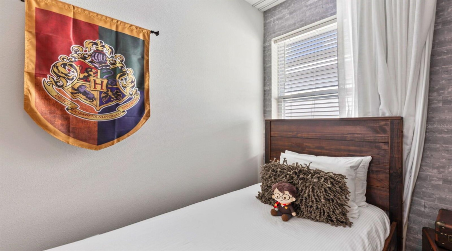 KISSIMMEE, Florida 34747, 6 Bedrooms Bedrooms, ,6 BathroomsBathrooms,Residential,For Sale,SOUTHFIELD,0,MFRO6365234