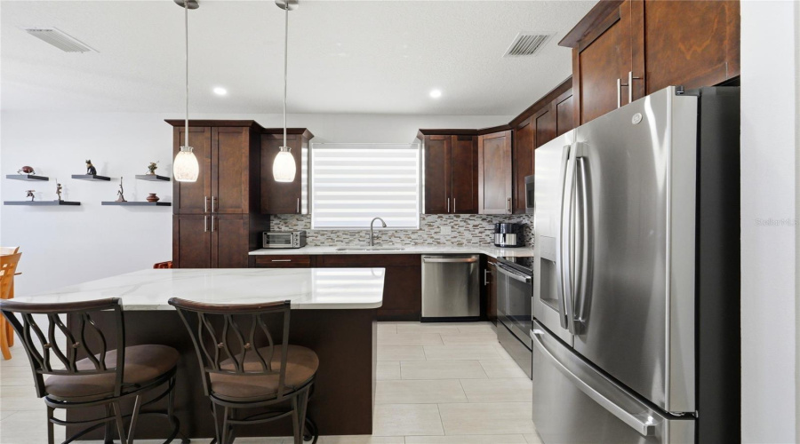 DAVENPORT, Florida 33897, 4 Bedrooms Bedrooms, ,3 BathroomsBathrooms,Residential,For Sale,TUPELO,0,MFRP4938218