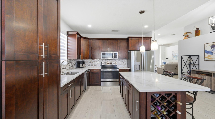 DAVENPORT, Florida 33897, 4 Bedrooms Bedrooms, ,3 BathroomsBathrooms,Residential,For Sale,TUPELO,0,MFRP4938218