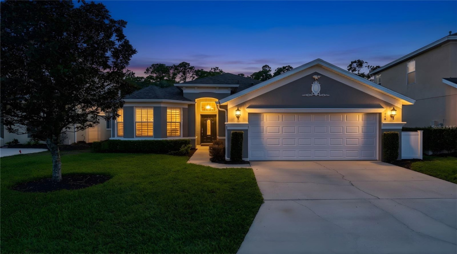 DAVENPORT, Florida 33897, 4 Bedrooms Bedrooms, ,3 BathroomsBathrooms,Residential,For Sale,TUPELO,0,MFRP4938218