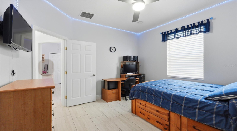 DAVENPORT, Florida 33897, 4 Bedrooms Bedrooms, ,3 BathroomsBathrooms,Residential,For Sale,TUPELO,0,MFRP4938218