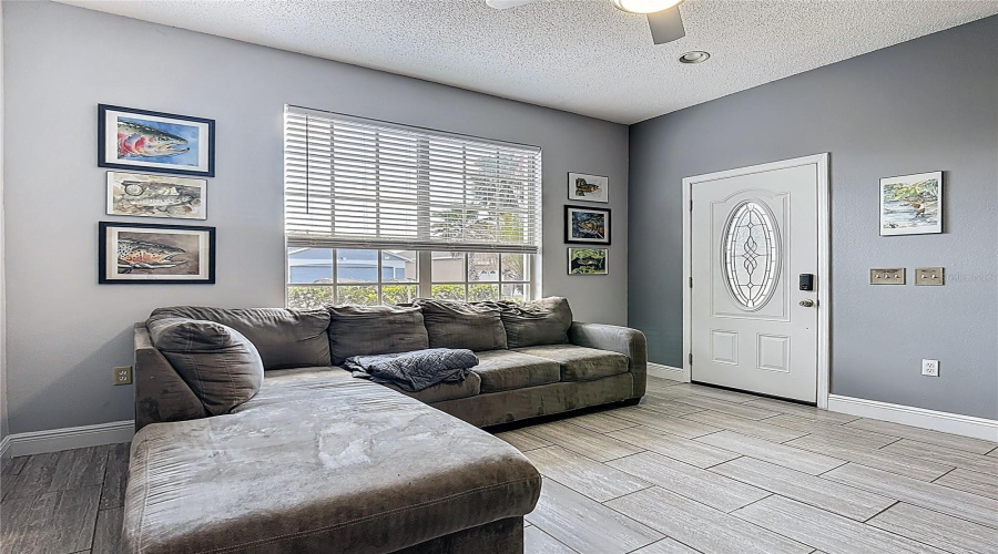 DAVENPORT, Florida 33896, 3 Bedrooms Bedrooms, ,2 BathroomsBathrooms,Residential,For Sale,PIANO,0,MFRS5146306