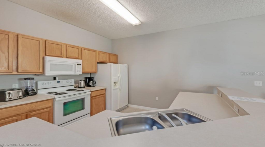 Double-sink for Easy Clean-up