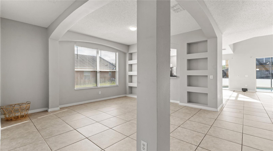 KISSIMMEE, Florida 34746, 8 Bedrooms Bedrooms, ,4 BathroomsBathrooms,Residential,For Sale,BAREFOOT BEACH,0,MFRO6392103