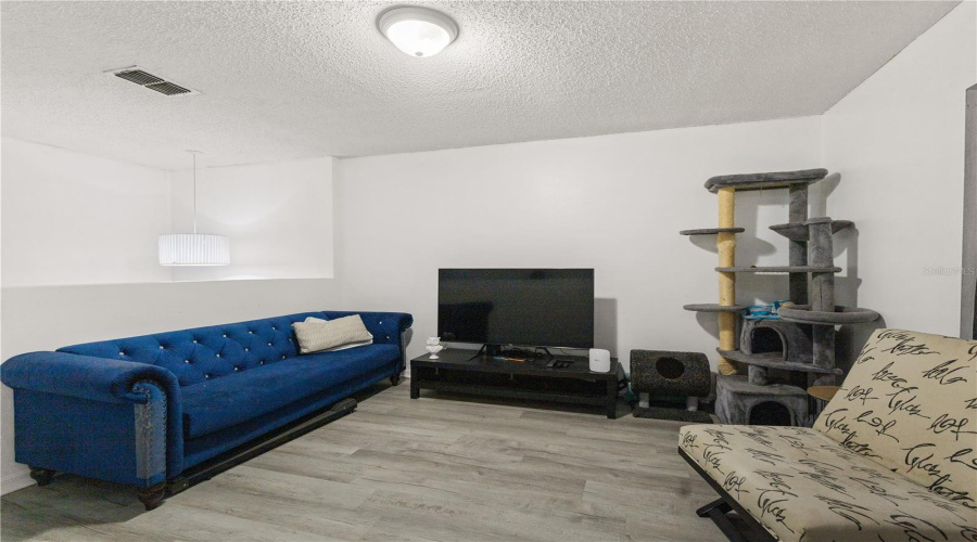 DAVENPORT, Florida 33837, 4 Bedrooms Bedrooms, ,2 BathroomsBathrooms,Residential,For Sale,LOBELIA,0,MFRS5138411