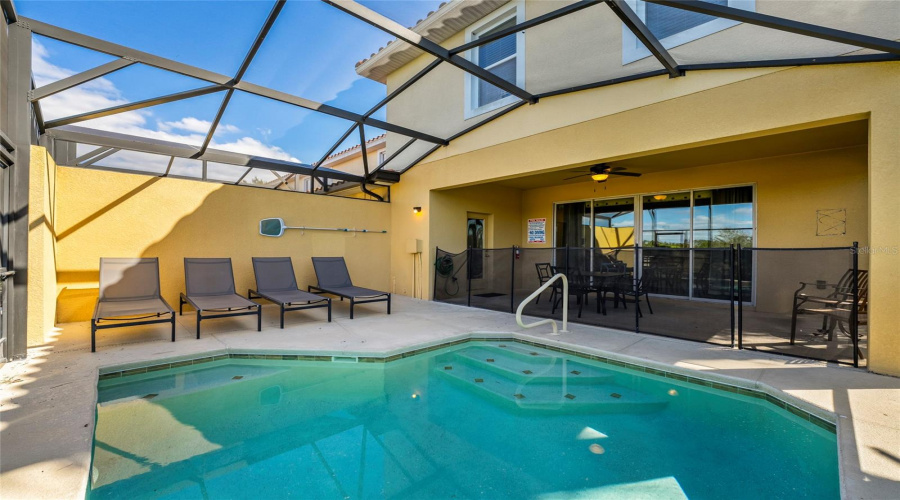 DAVENPORT, Florida 33896, 5 Bedrooms Bedrooms, ,5 BathroomsBathrooms,Residential,For Sale,TERRASONESTA,0,MFRS5146150