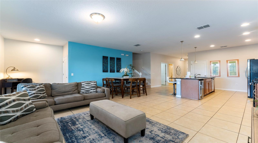 DAVENPORT, Florida 33896, 5 Bedrooms Bedrooms, ,5 BathroomsBathrooms,Residential,For Sale,TERRASONESTA,0,MFRS5146150