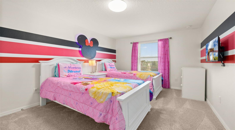 KISSIMMEE, Florida 34747, 5 Bedrooms Bedrooms, ,4 BathroomsBathrooms,Residential,For Sale,CAREY PALM,0,MFRS5146399