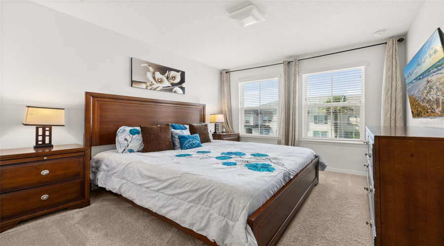 KISSIMMEE, Florida 34747, 5 Bedrooms Bedrooms, ,4 BathroomsBathrooms,Residential,For Sale,CAREY PALM,0,MFRS5146399