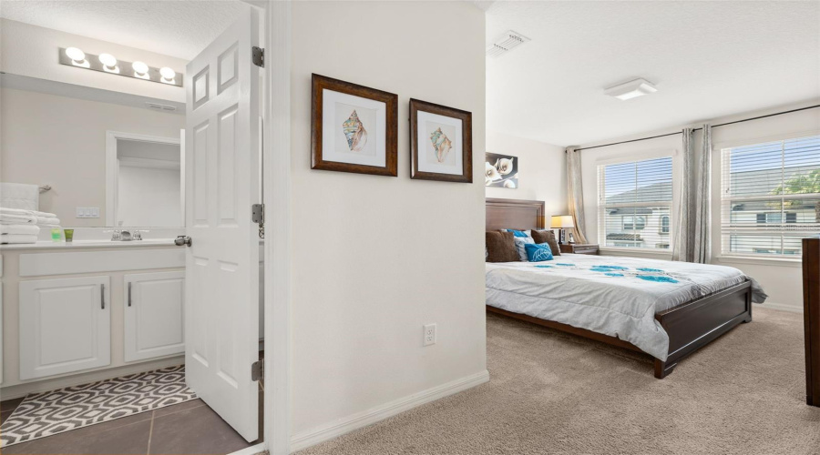 KISSIMMEE, Florida 34747, 5 Bedrooms Bedrooms, ,4 BathroomsBathrooms,Residential,For Sale,CAREY PALM,0,MFRS5146399