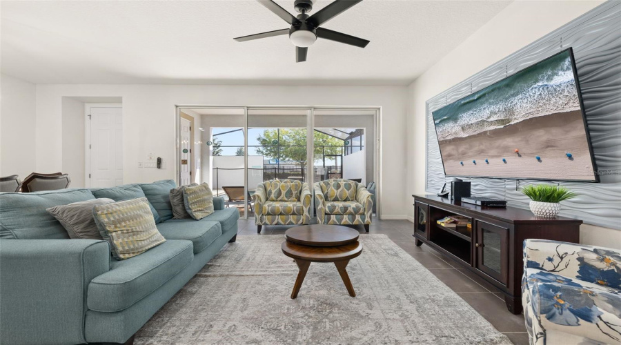 KISSIMMEE, Florida 34747, 5 Bedrooms Bedrooms, ,4 BathroomsBathrooms,Residential,For Sale,CAREY PALM,0,MFRS5146399