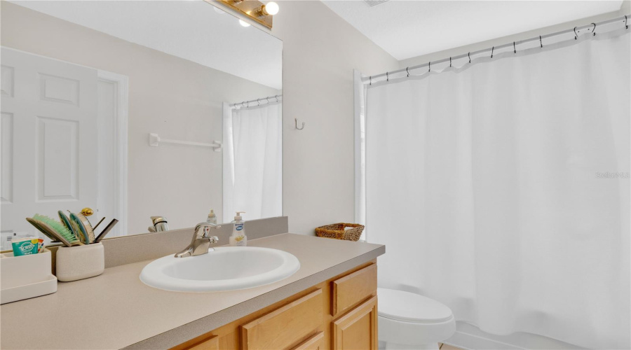 KISSIMMEE, Florida 34746, 7 Bedrooms Bedrooms, ,4 BathroomsBathrooms,Residential,For Sale,CASTAWAY BEACH,0,MFRO6393120