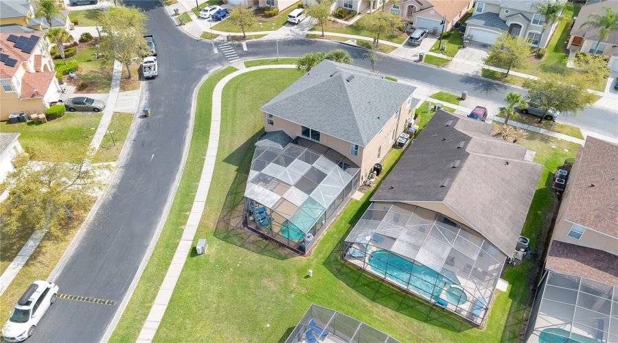 KISSIMMEE, Florida 34746, 7 Bedrooms Bedrooms, ,4 BathroomsBathrooms,Residential,For Sale,CASTAWAY BEACH,0,MFRO6393120