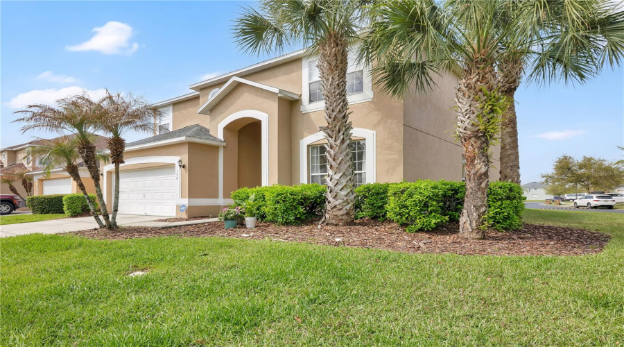 KISSIMMEE, Florida 34746, 7 Bedrooms Bedrooms, ,4 BathroomsBathrooms,Residential,For Sale,CASTAWAY BEACH,0,MFRO6393120