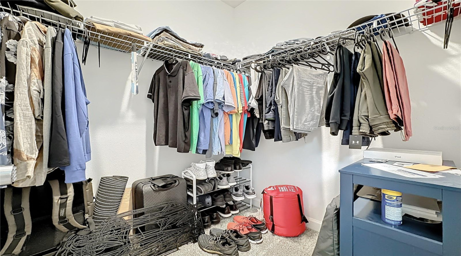 DAVENPORT, Florida 33837, 4 Bedrooms Bedrooms, ,3 BathroomsBathrooms,Residential,For Sale,REDBRIDGE,0,MFRS5146307