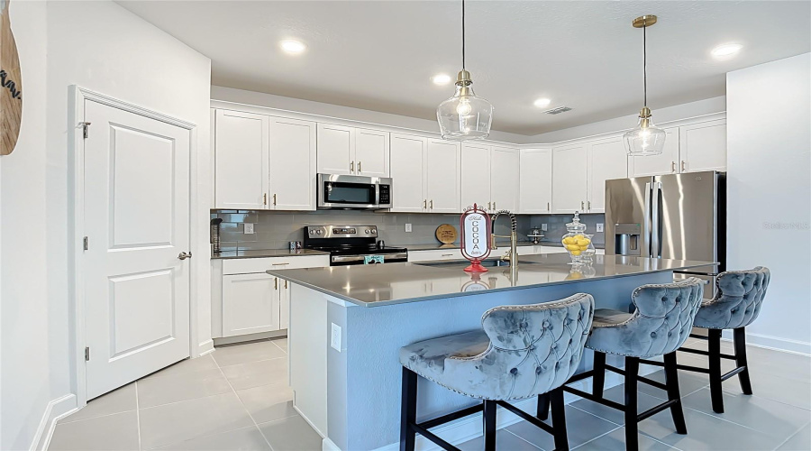 DAVENPORT, Florida 33837, 4 Bedrooms Bedrooms, ,3 BathroomsBathrooms,Residential,For Sale,REDBRIDGE,0,MFRS5146307