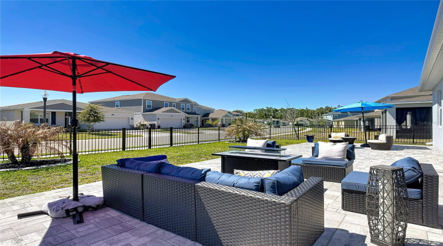 DAVENPORT, Florida 33837, 4 Bedrooms Bedrooms, ,3 BathroomsBathrooms,Residential,For Sale,REDBRIDGE,0,MFRS5146307