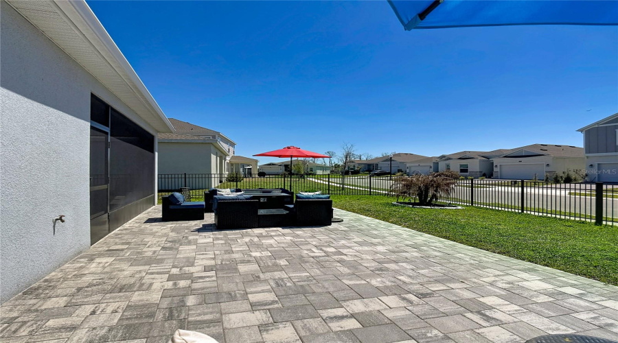 DAVENPORT, Florida 33837, 4 Bedrooms Bedrooms, ,3 BathroomsBathrooms,Residential,For Sale,REDBRIDGE,0,MFRS5146307