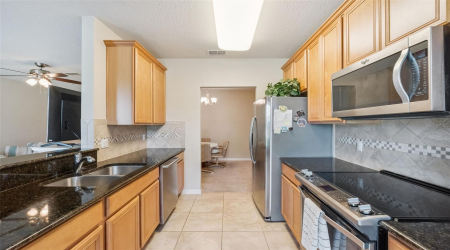 DAVENPORT, Florida 33896, 3 Bedrooms Bedrooms, ,2 BathroomsBathrooms,Residential,For Sale,BELLA TIERRA,0,MFRS5146482