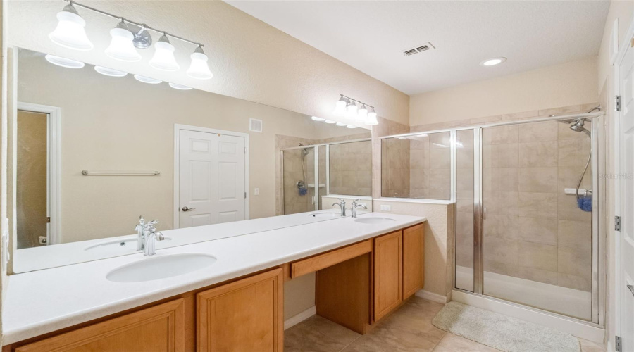 DAVENPORT, Florida 33896, 3 Bedrooms Bedrooms, ,2 BathroomsBathrooms,Residential,For Sale,BELLA TIERRA,0,MFRS5146482