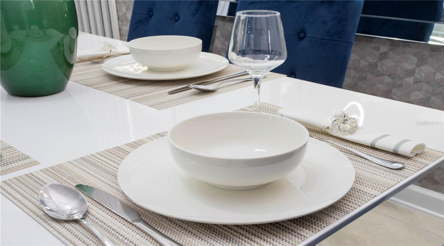 KISSIMMEE, Florida 34746, 4 Bedrooms Bedrooms, ,3 BathroomsBathrooms,Residential,For Sale,PARAGRAPH,0,MFRO6390218